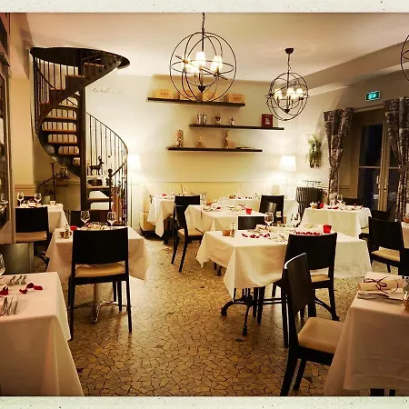 Hotel Du Chasseur 3*