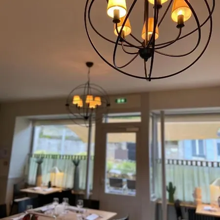 Du Chasseur Bed & Breakfast