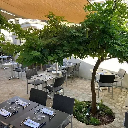 Bed & Breakfast Du Chasseur 3*