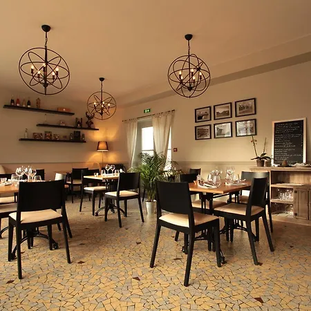 Hotel Du Chasseur 3*